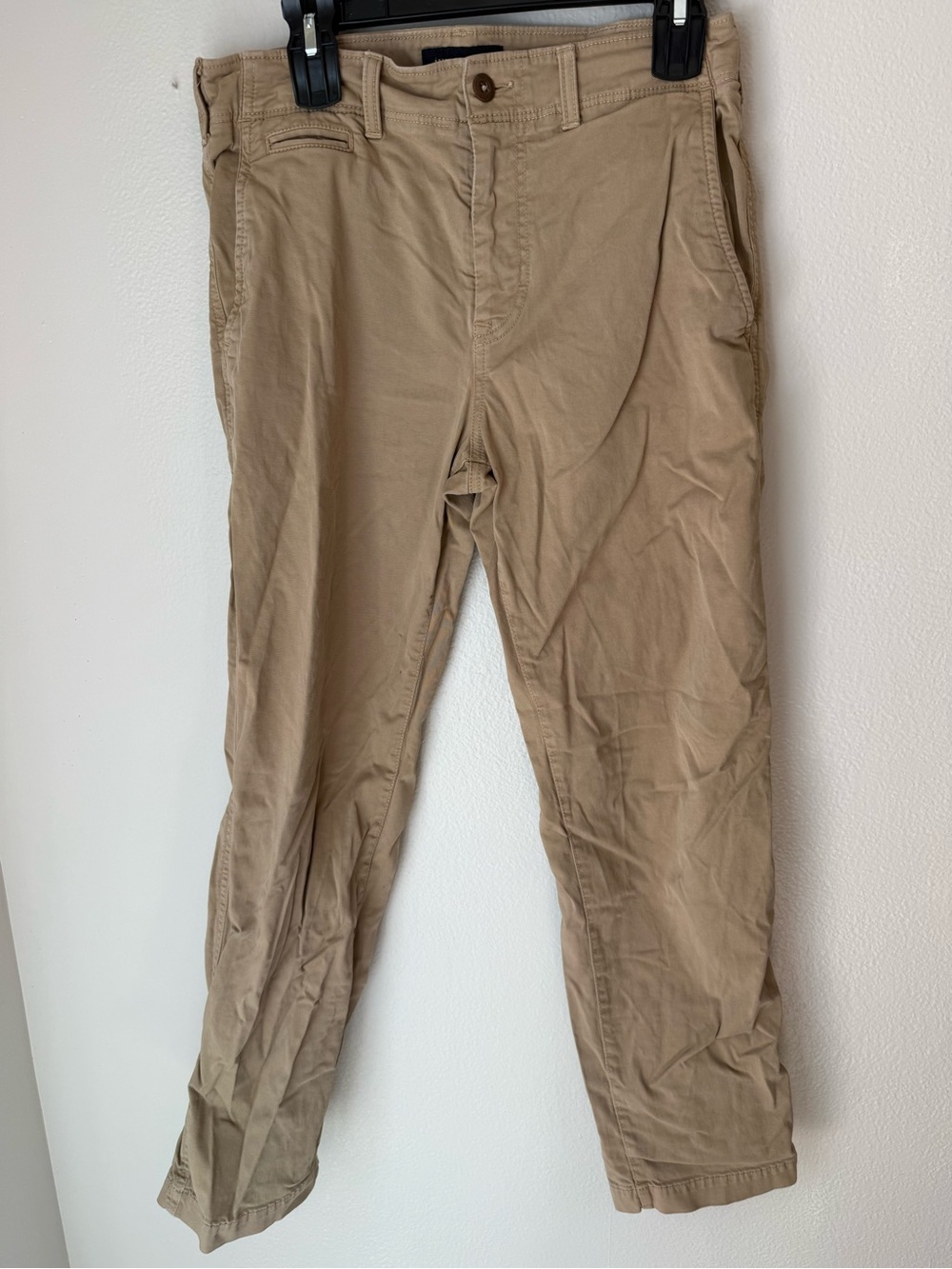 American Eagle Outfitters Tan Chino Pants